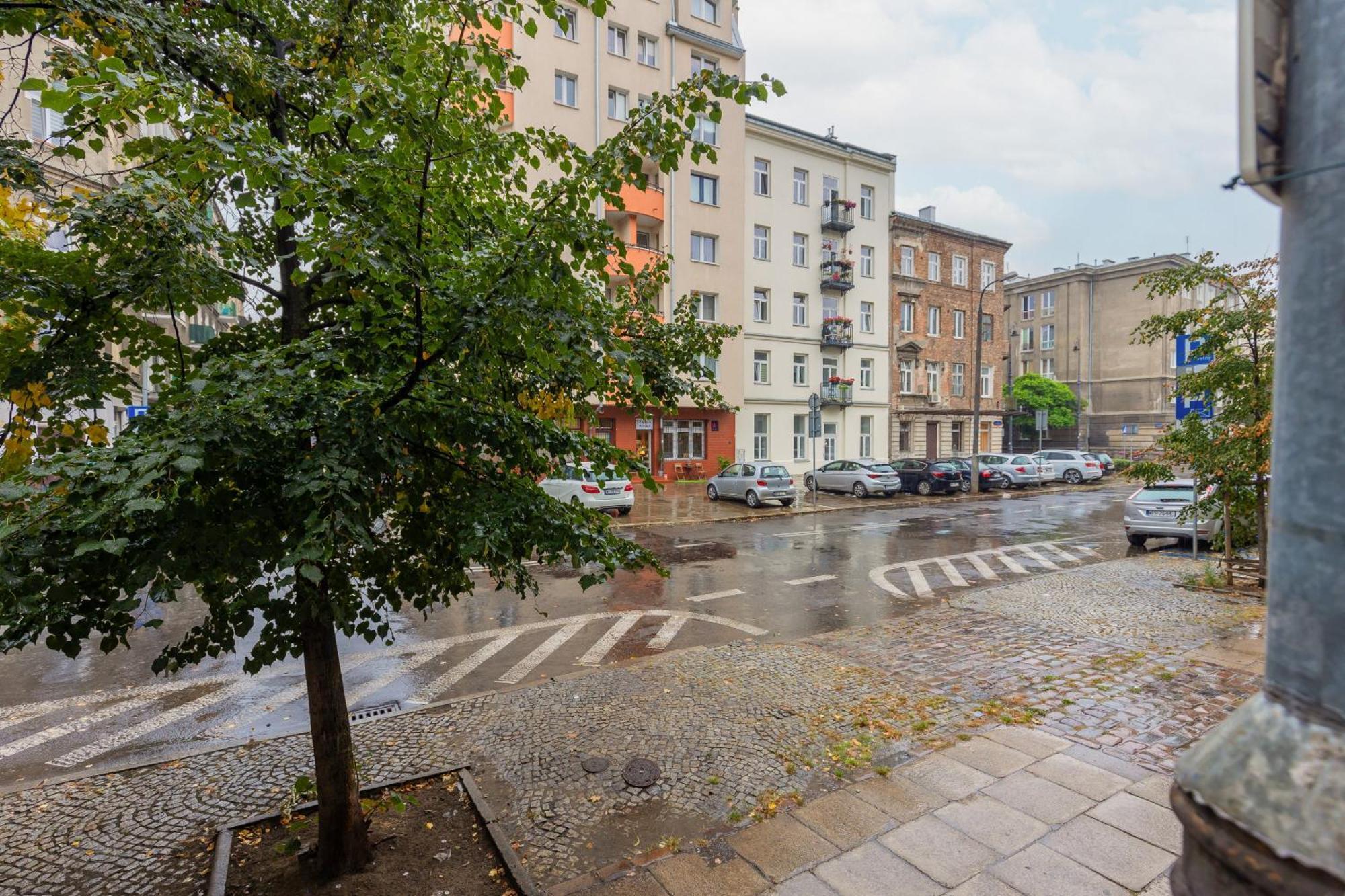 Cozy Studio For 3 Guests Near Centrum Praskie Koneser By Noclegi Renters Varsó Kültér fotó